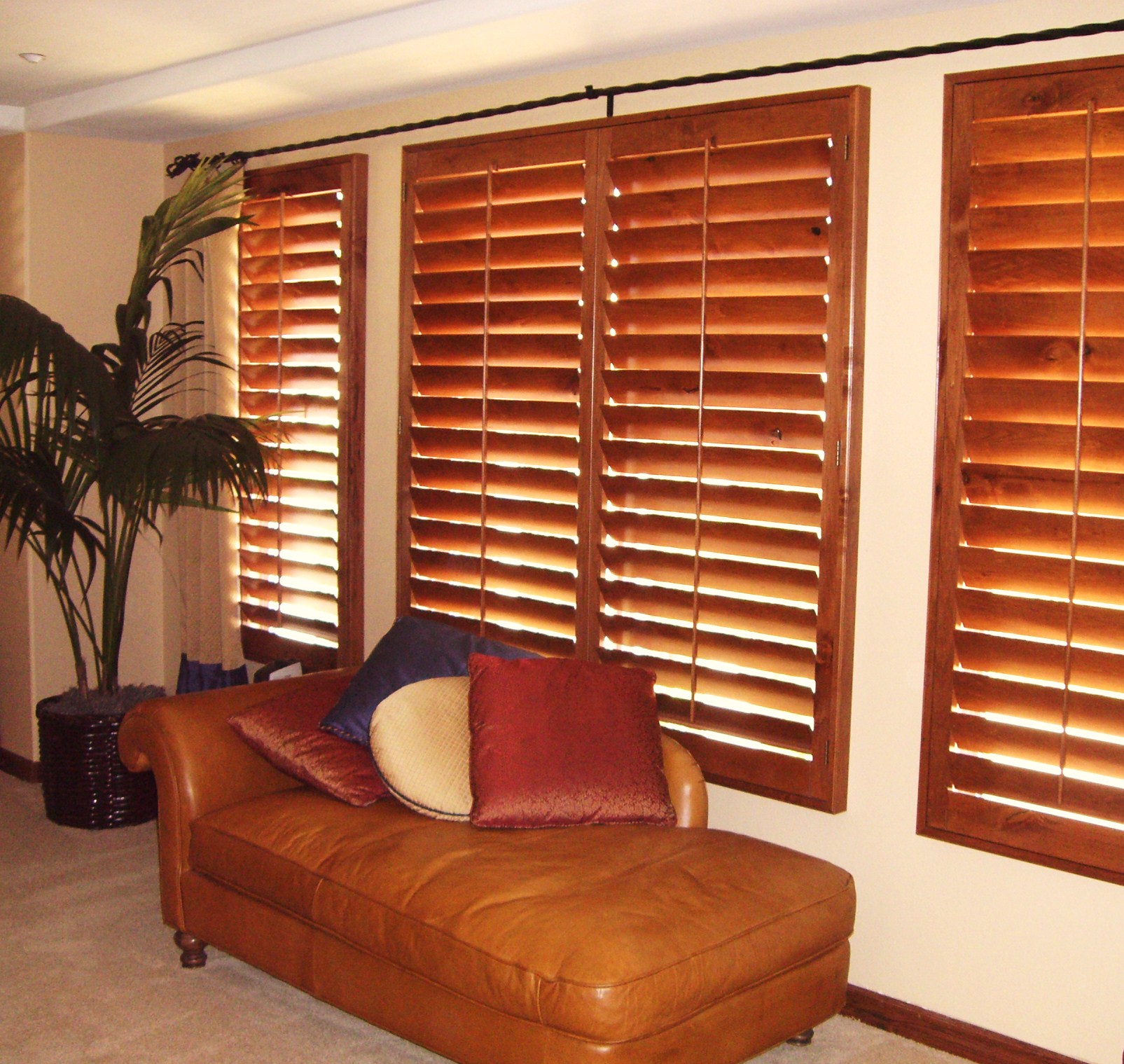 wood shutters 